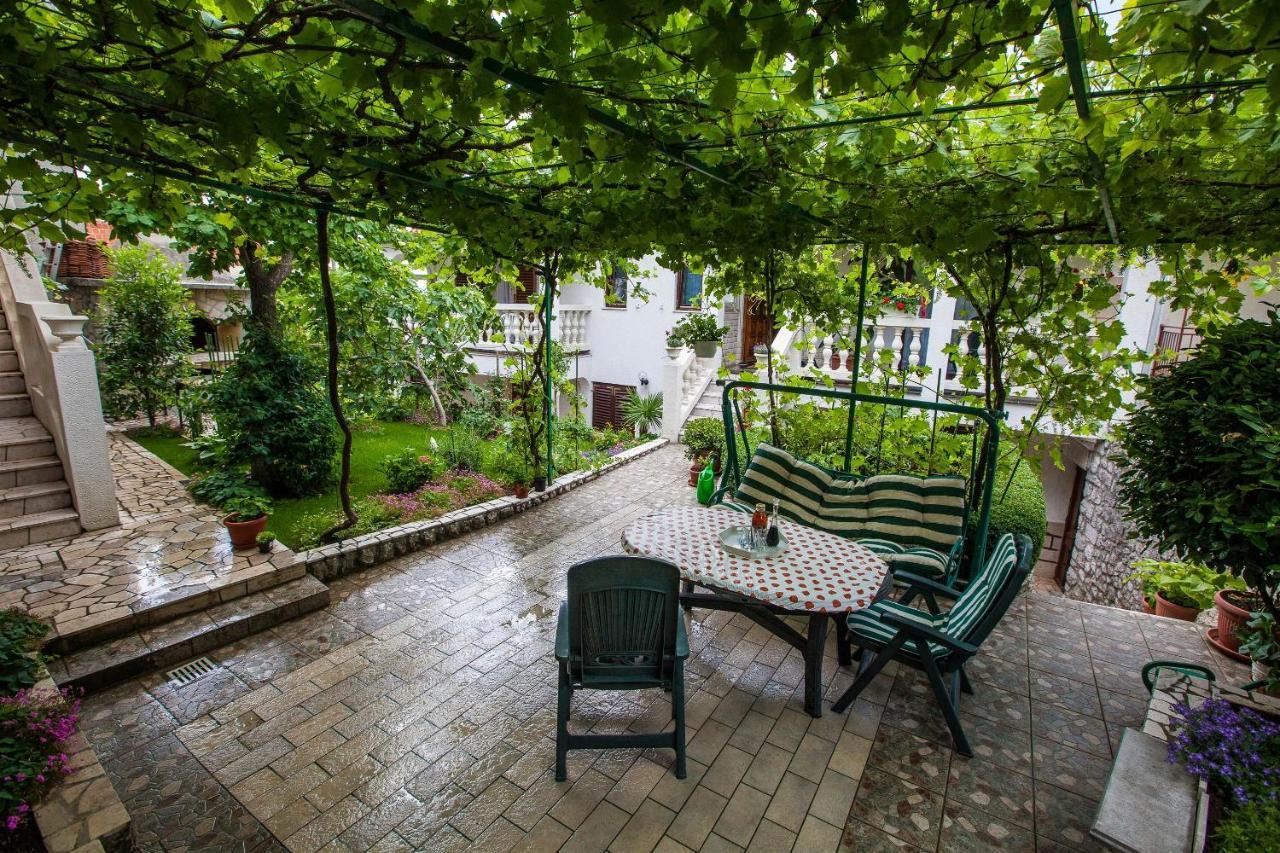Apartments With A Parking Space Crikvenica - 11307 المظهر الخارجي الصورة