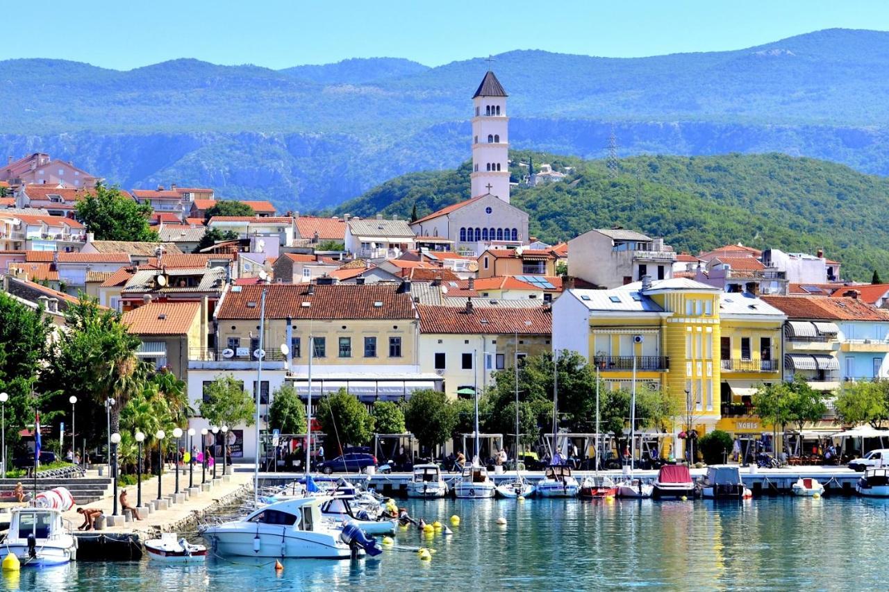 Apartments With A Parking Space Crikvenica - 11307 المظهر الخارجي الصورة