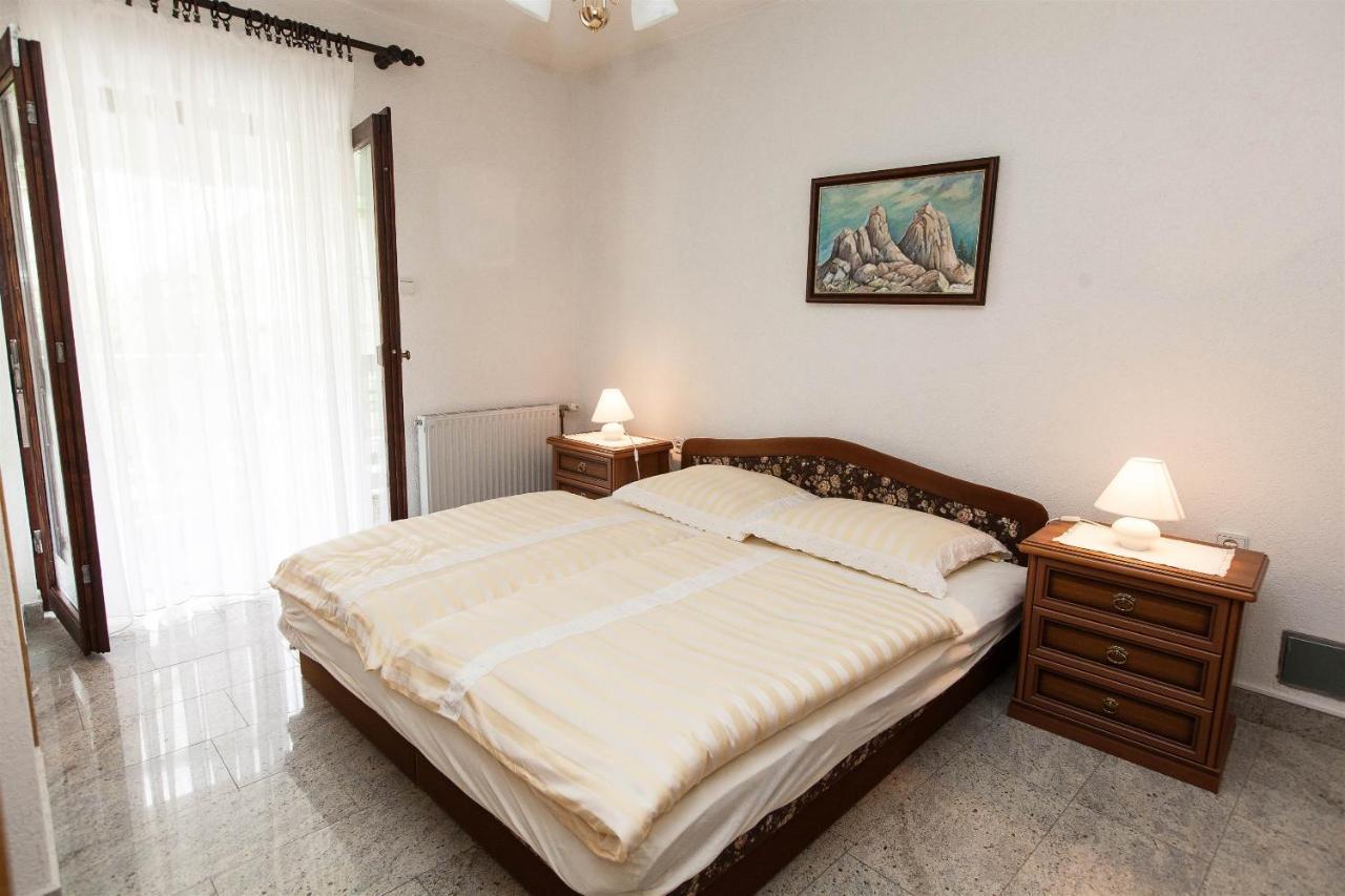 Apartments With A Parking Space Crikvenica - 11307 المظهر الخارجي الصورة